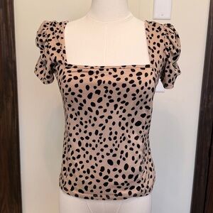 Lulus Ruched Short Sleeve Square Neck Fitted Animal Print Top